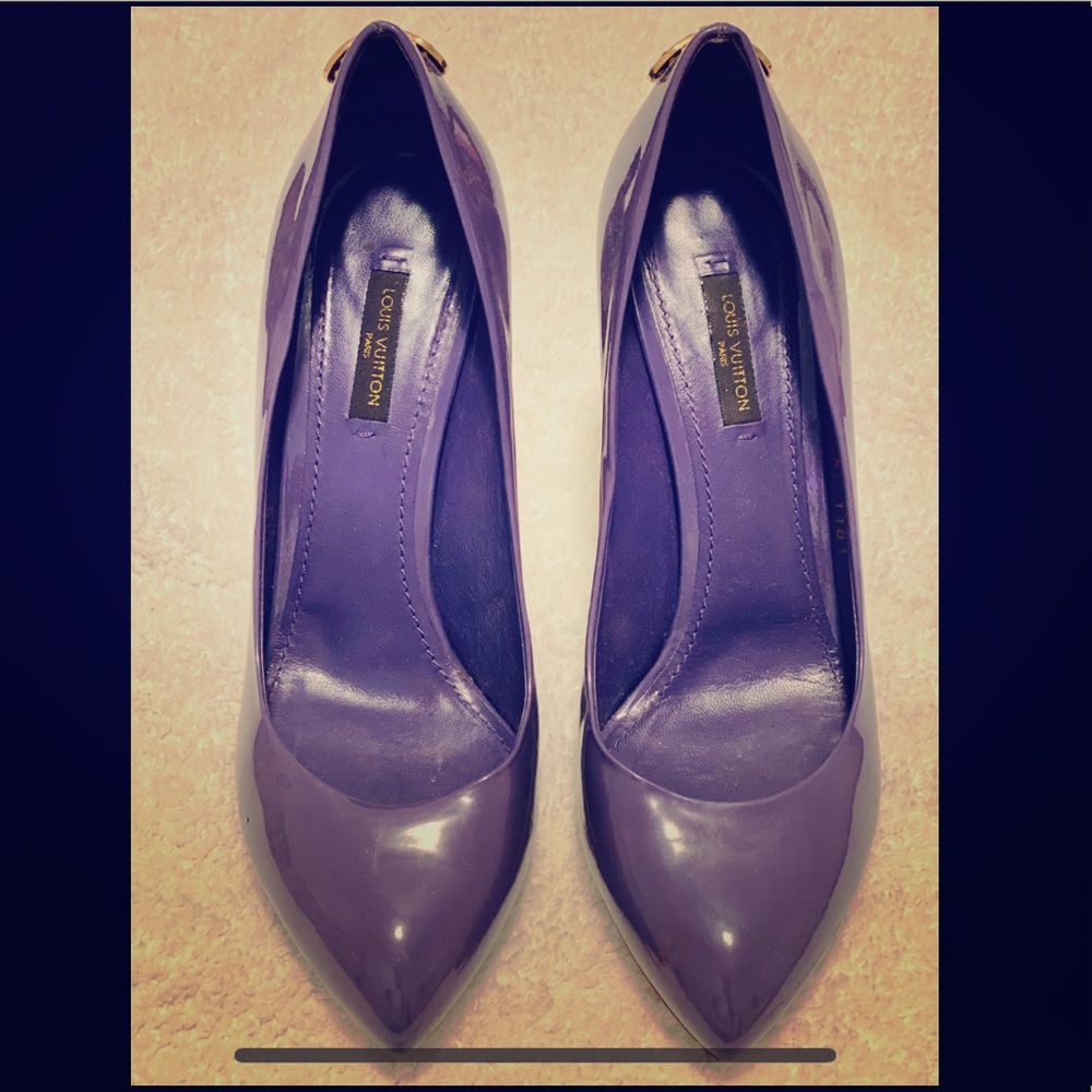 Louis Vuitton Purple Pumps